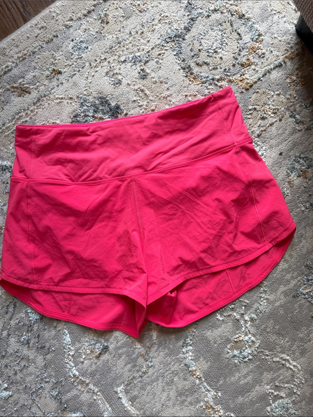 Lululemon speed up HR 4” short